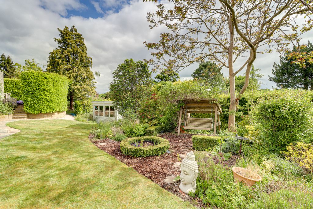 Additional image 26 of 4 bed detached house for saleHighclere Drive, Hemel Hempstead HP3
