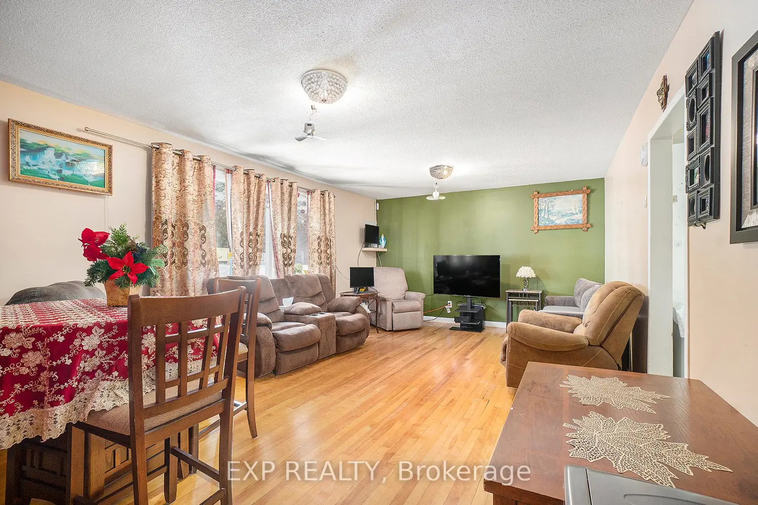 2024 Othello Avenue photo 3
