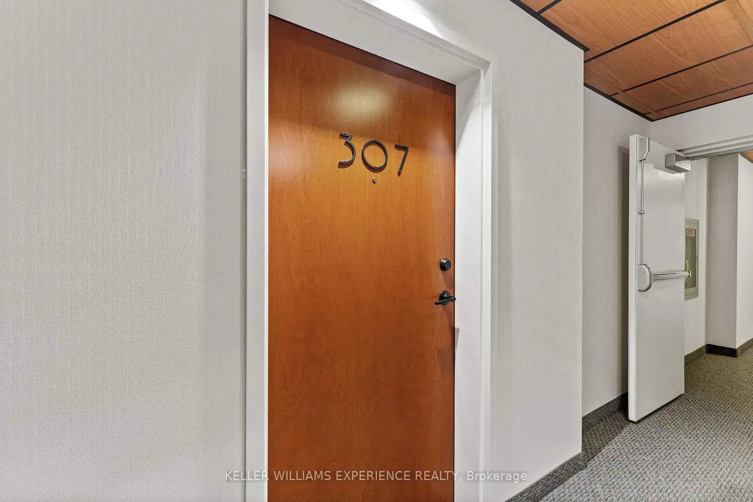 Additional image 8 of 720 Yonge Street 307