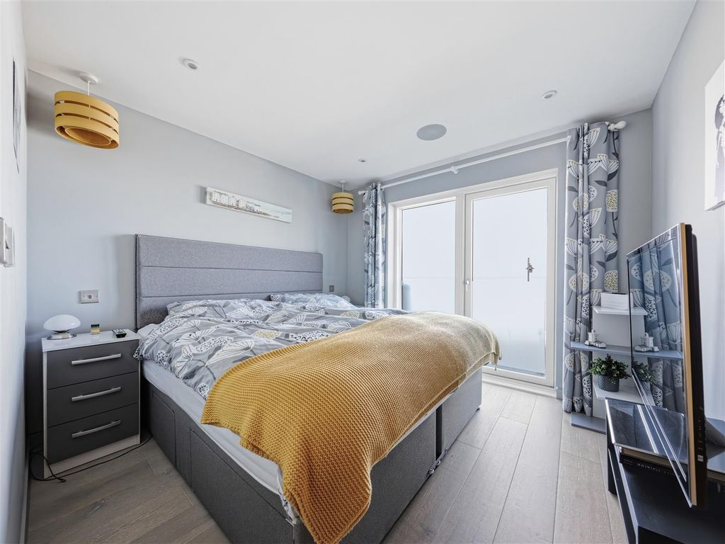 Additional image 19 of 2 bed flat for saleCentral Parade, Herne Bay CT6