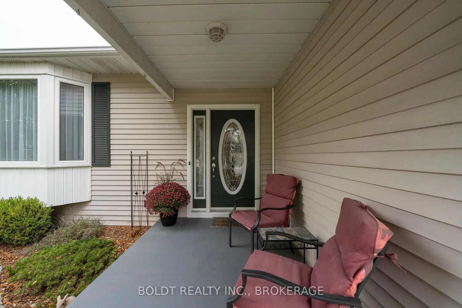 48 Homestead Drive photo 3