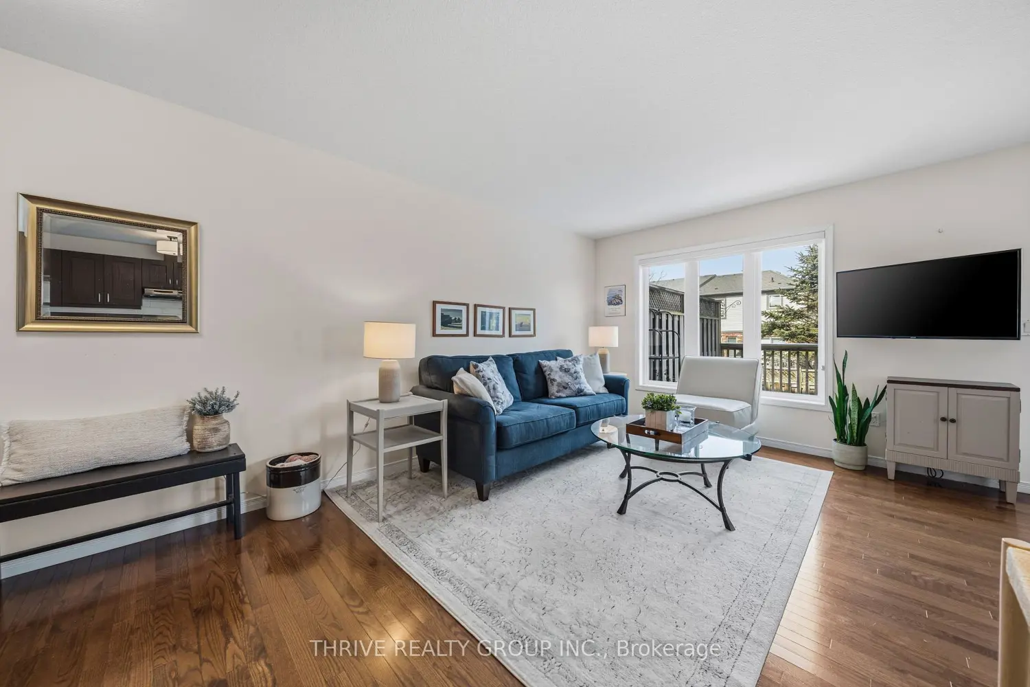 582 Hyde Park Road 2 photo 5