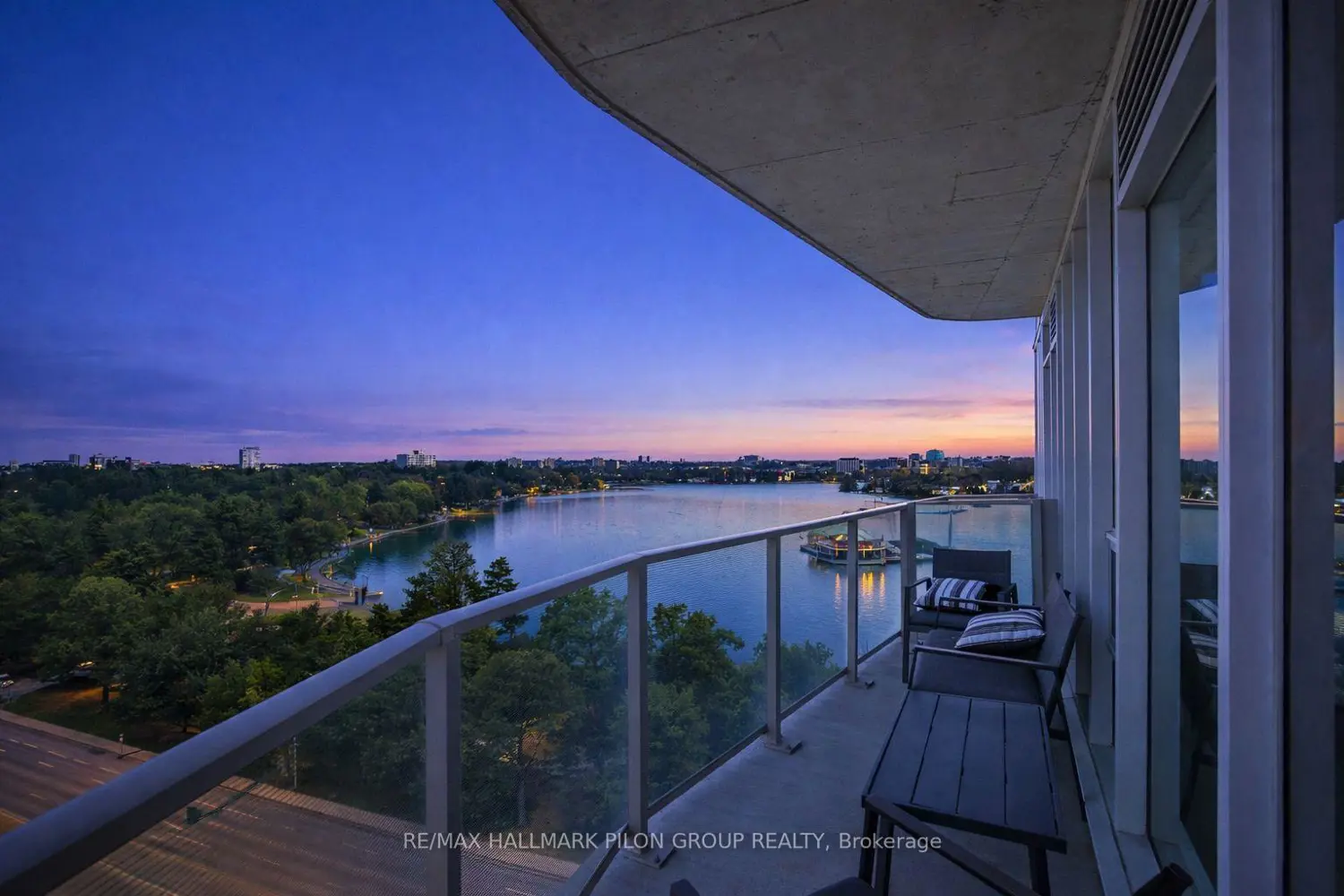 Additional image 10 of 805 Carling Avenue 908