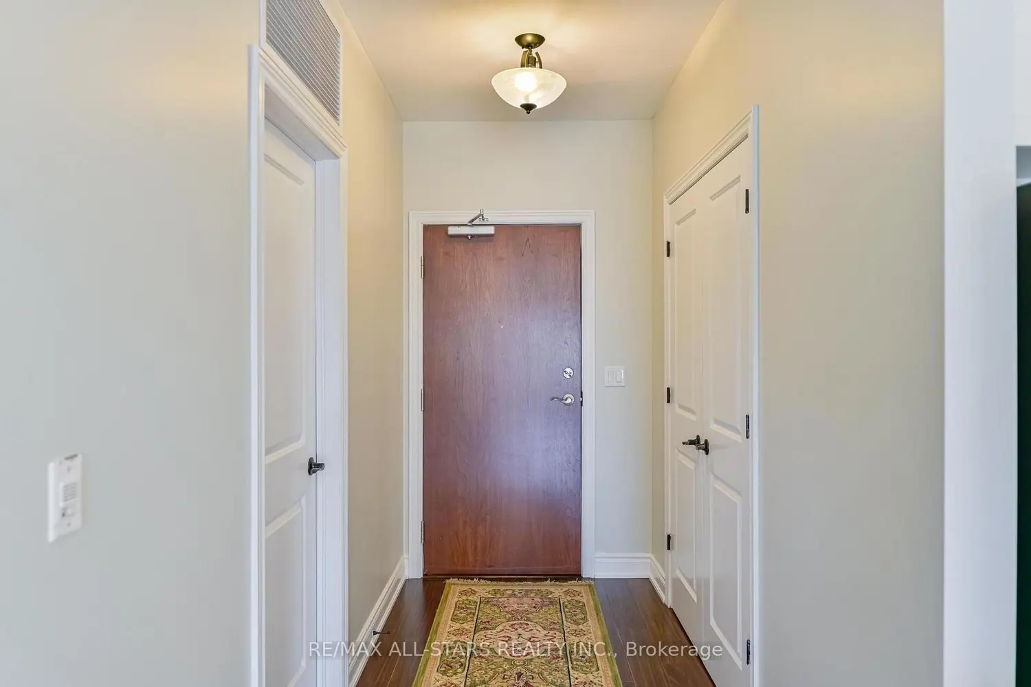 Additional image 3 of 94 Francis Street 201