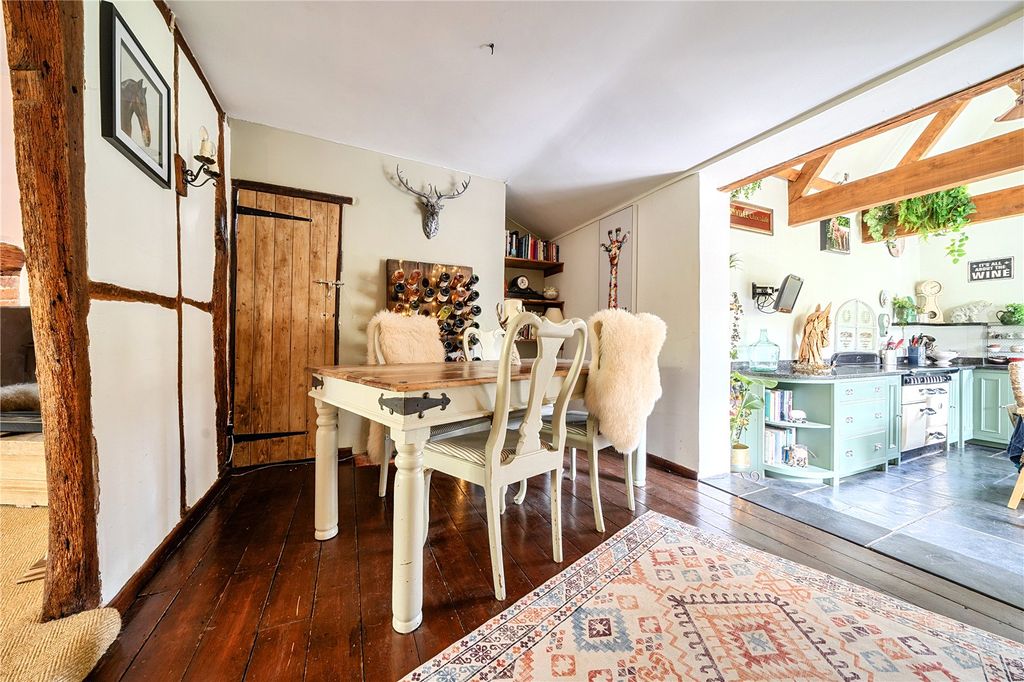 Additional image 5 of 4 bed detached house for saleLondon Road, Hook, Hampshire RG27