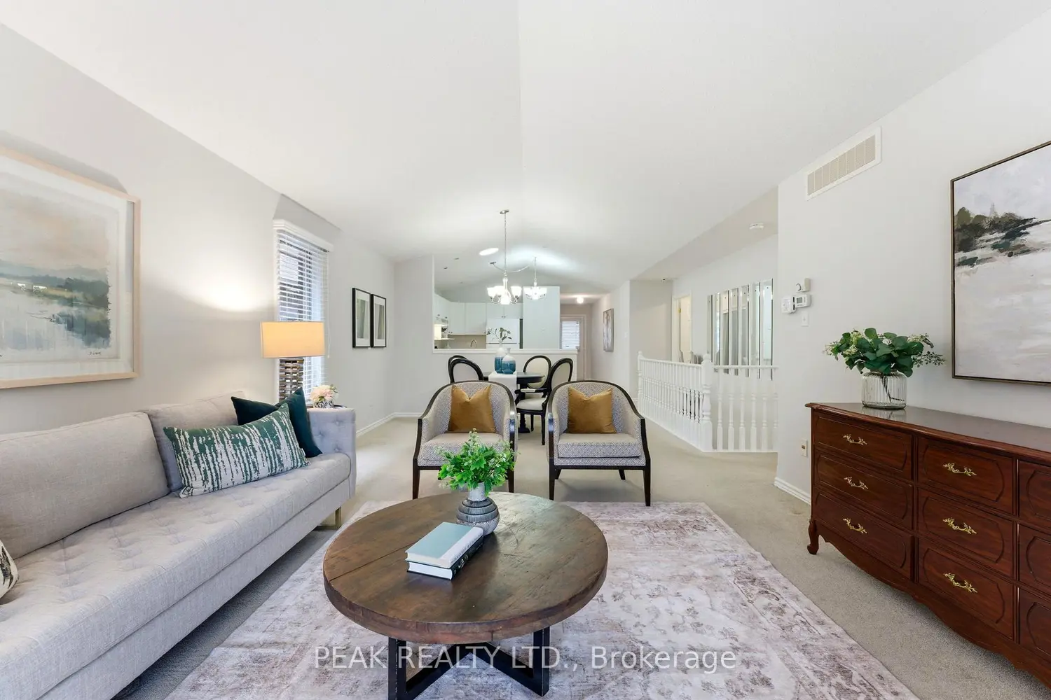 73 Morton Avenue 11 photo 4