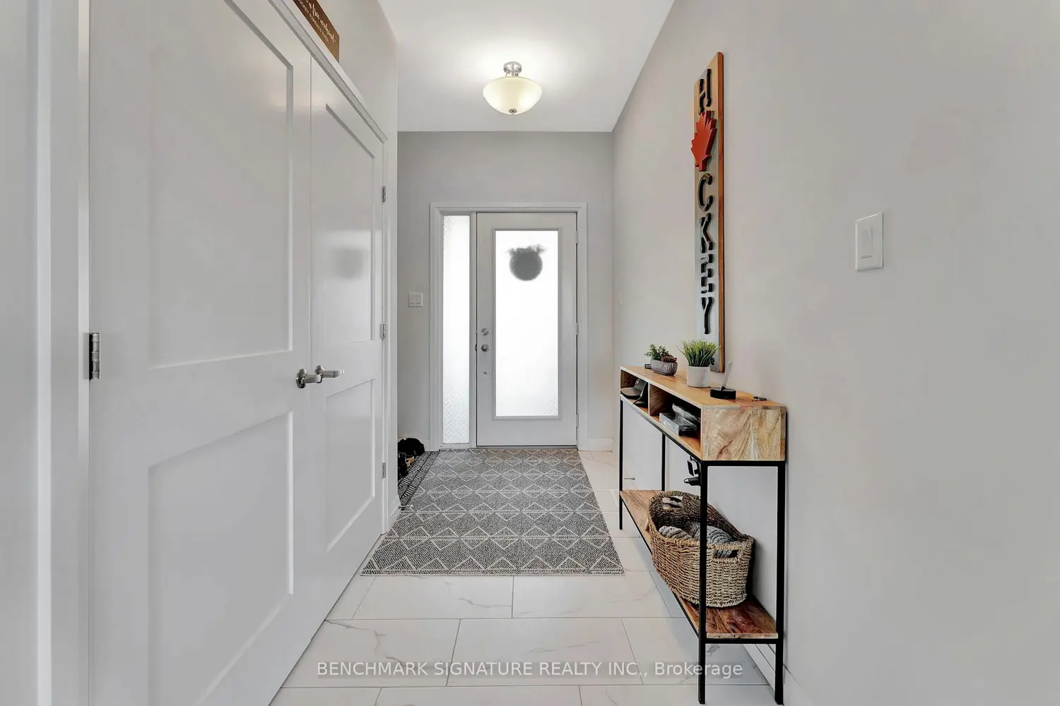 8 Totten Street