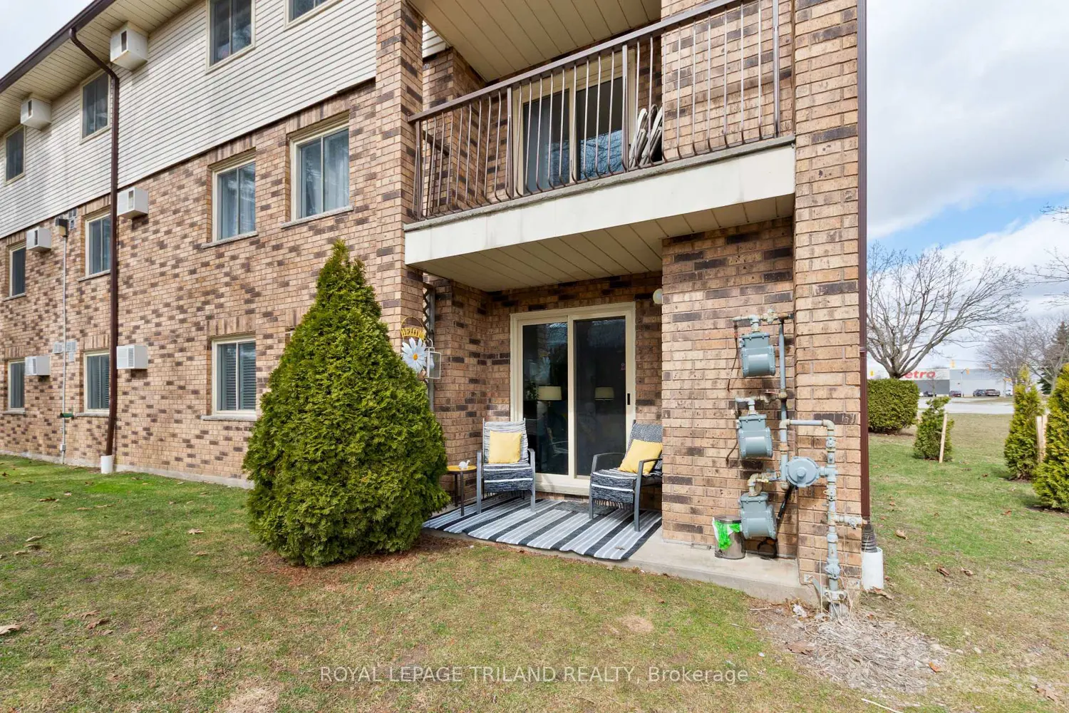 440 Wellington Street 119