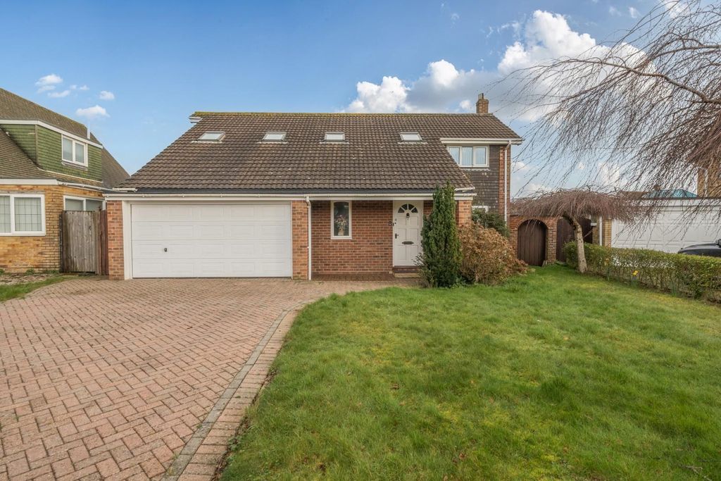 Additional image 21 of 4 bed property for saleSt. Aubins Park, Hayling Island PO11