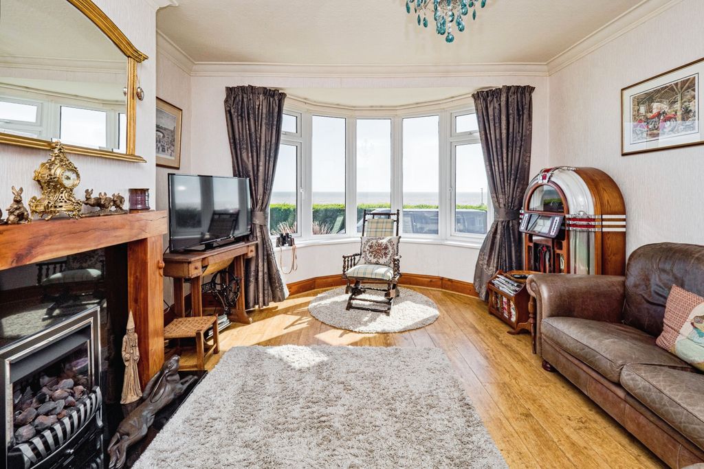 Additional image 15 of 3 bed terraced house for saleEsplanade, Hornsea HU18