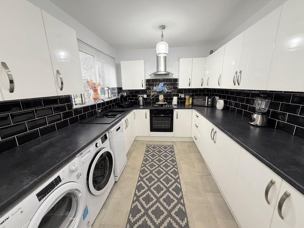 Additional image 3 of 3 bed terraced house for saleCarlisle Street, Seaton Carew, Hartlepool TS25