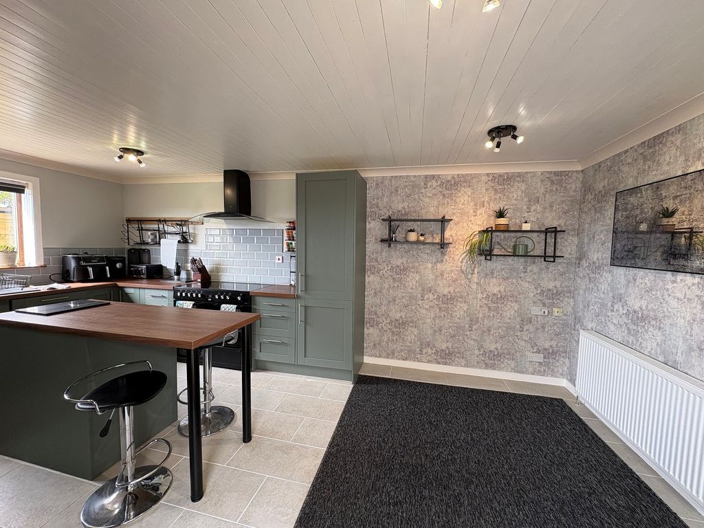 Additional image 5 of 3 bed detached bungalow for saleMey, Thurso, Highland. KW14