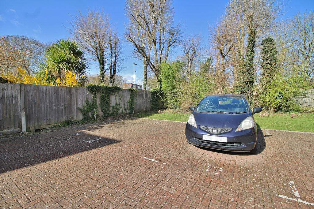 Additional image 14 of 2 bed flat for saleFreeley Road, Havant PO9