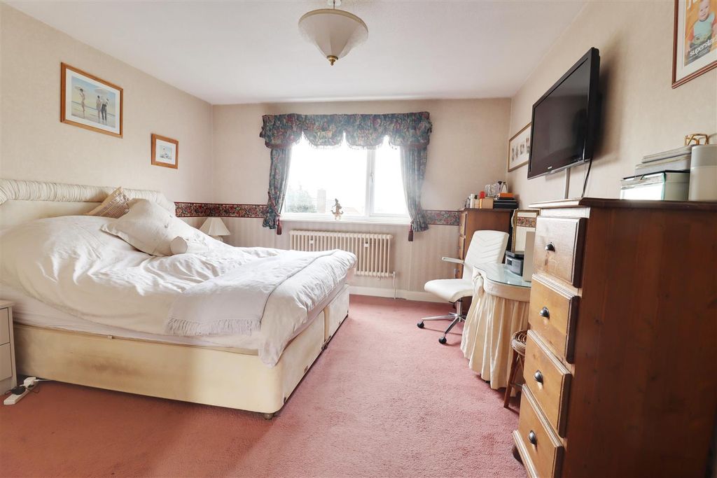 Additional image 8 of 4 bed detached house for saleHeads Lane, Hessle HU13