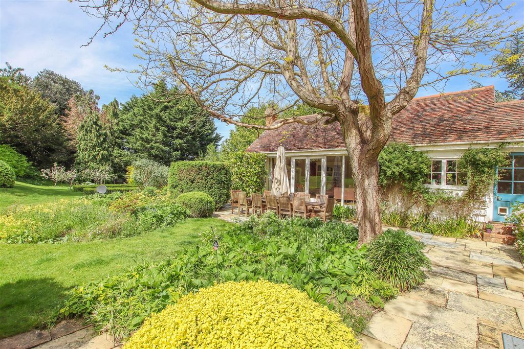 Additional image 40 of 6 bed detached house for saleHertingfordbury Road, Hertingfordbury, Hertford SG14