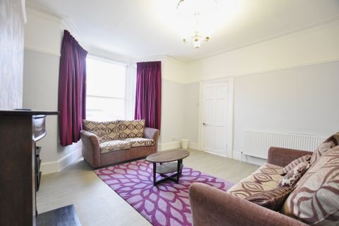 St. Albans Road, Seven Kings IG3
