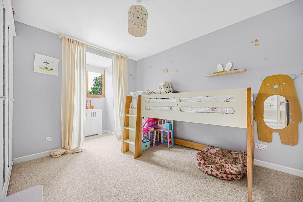 Additional image 17 of 5 bed detached house for salePearces Orchard, Henley-On-Thames RG9