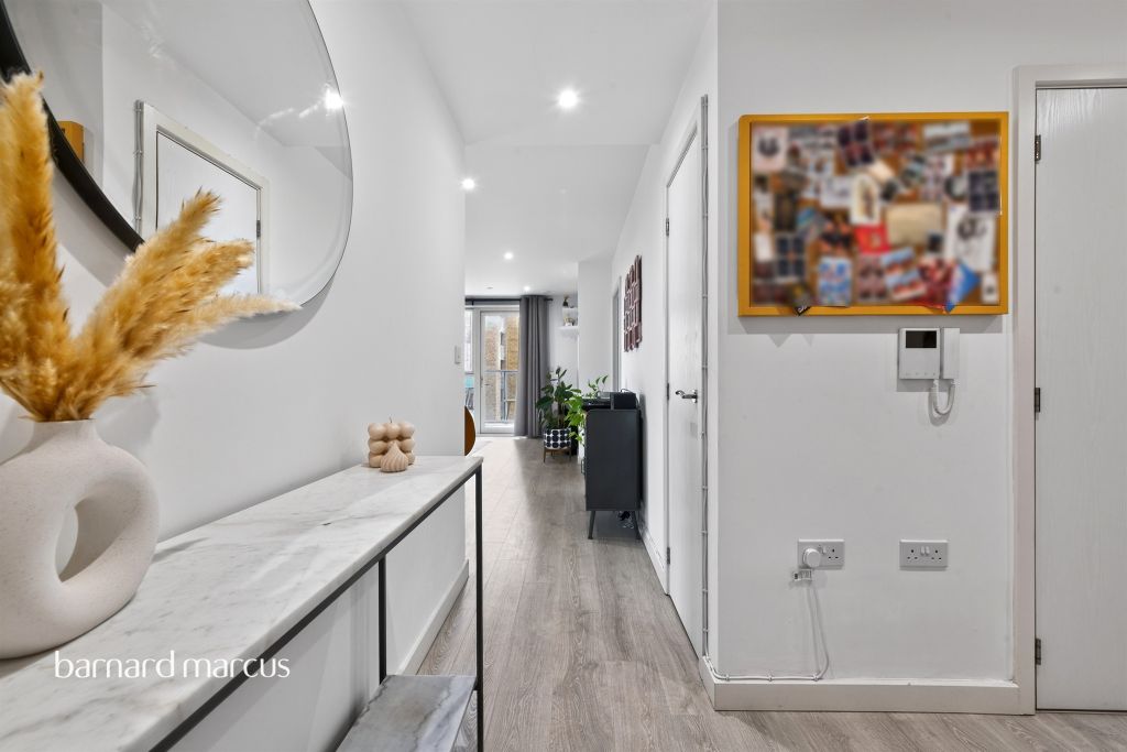 Additional image 8 of 2 bed flat for saleUnity Lane, Hounslow TW3