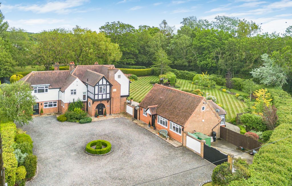 Additional image 44 of 6 bed detached house for saleMangrove Lane, Hertford, Hertfordshire SG13