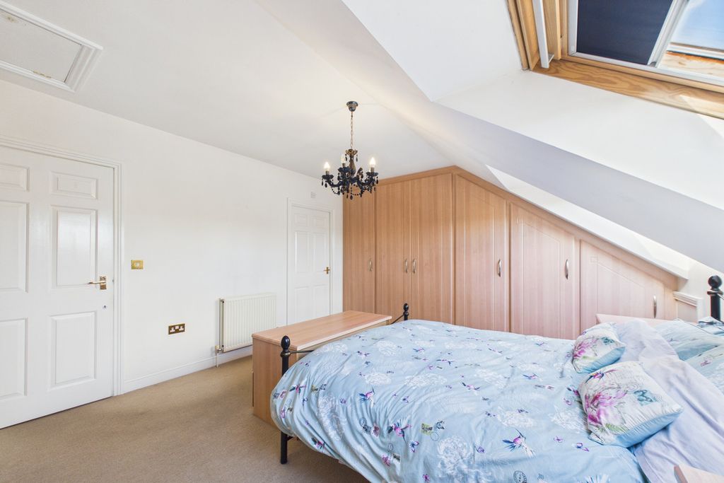 Additional image 16 of 3 bed flat for saleStephenson Wharf, Hemel Hempstead HP3