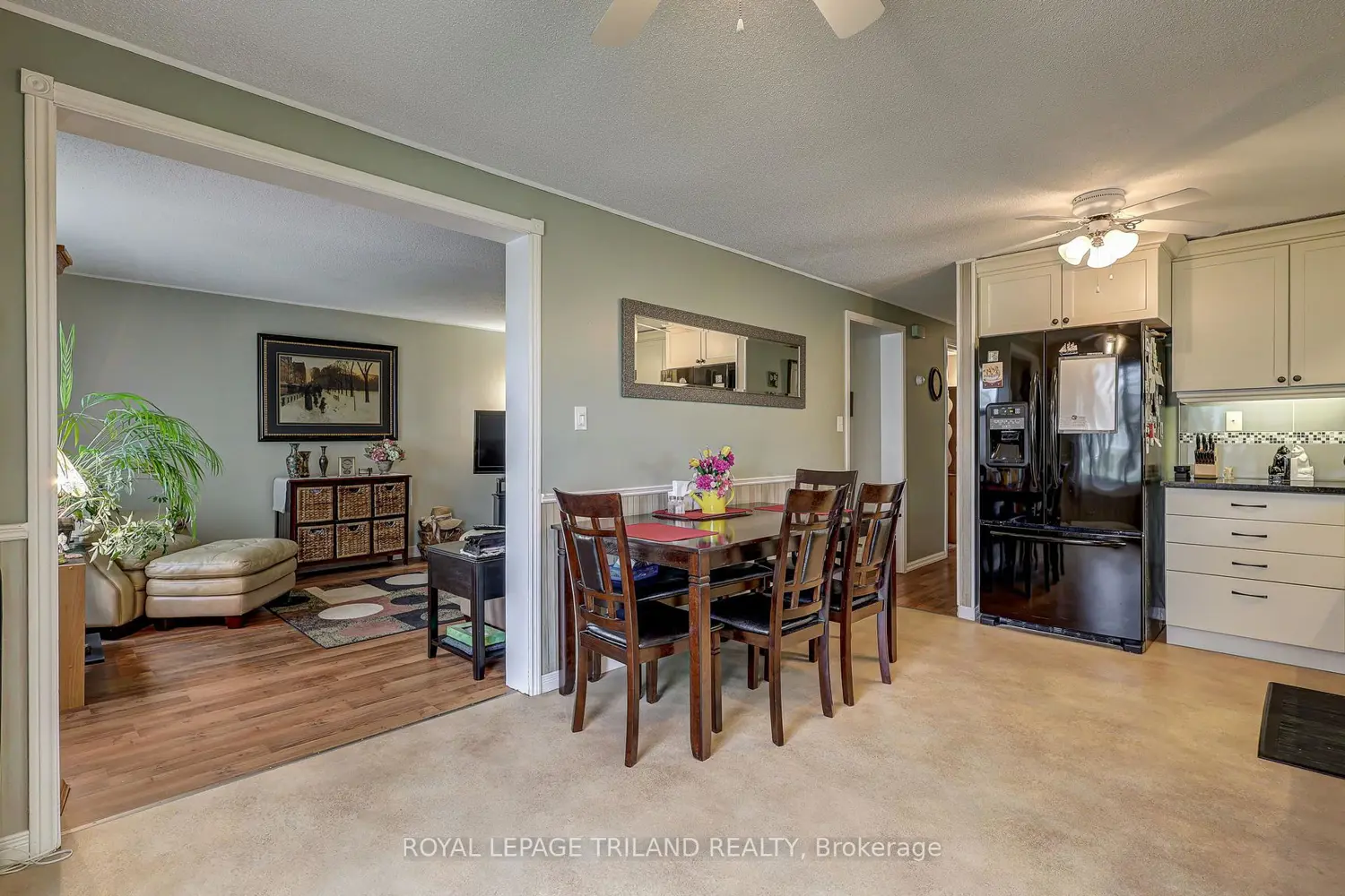 58 Vanbuskirk Drive photo 4