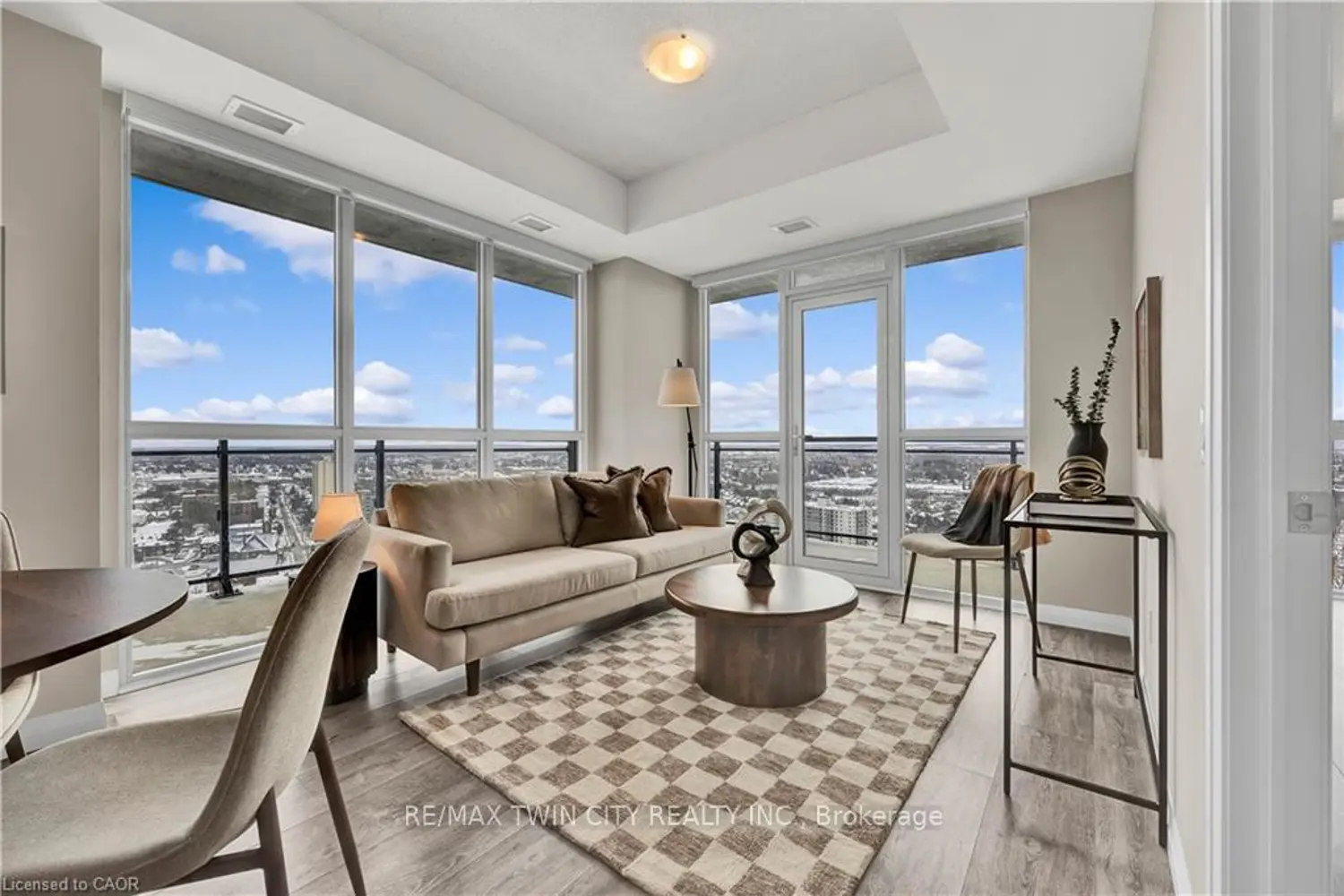 60 Charles Street 2705 photo 2