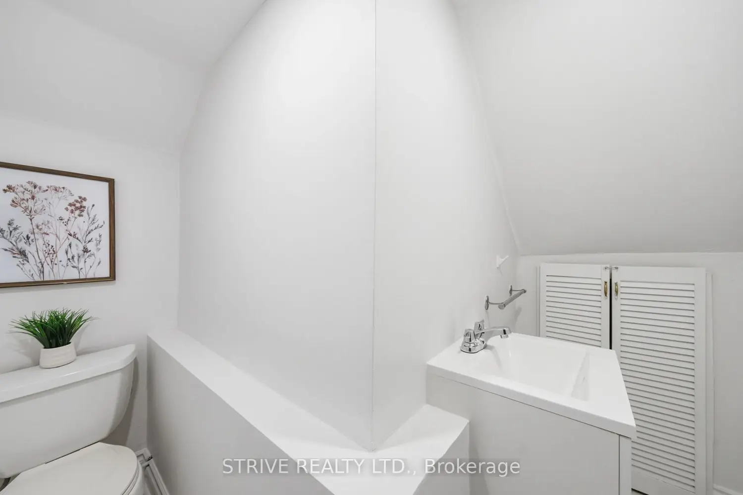 Additional image 13 of 1718 John Street 33