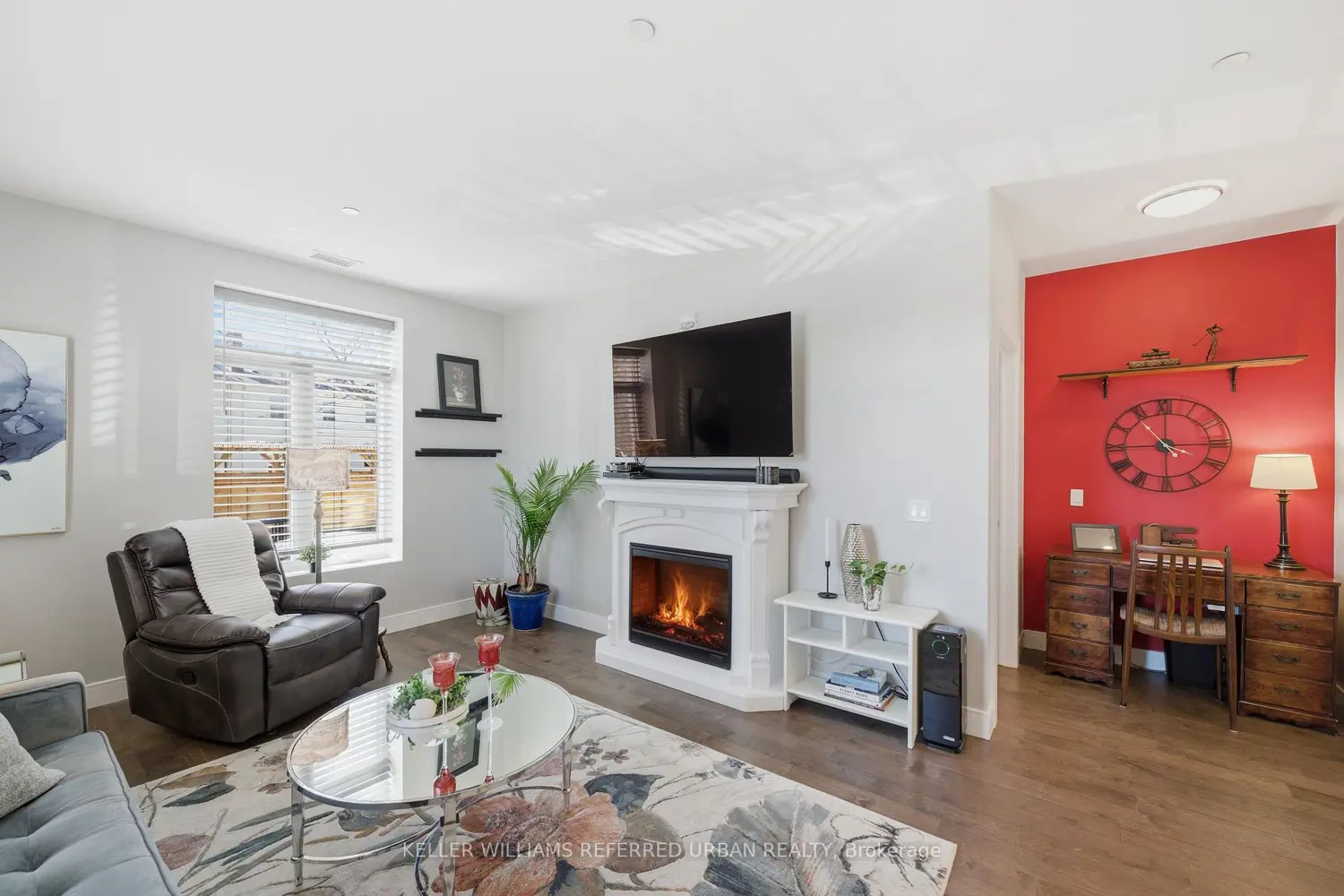 135 Orr Street 105 photo 5