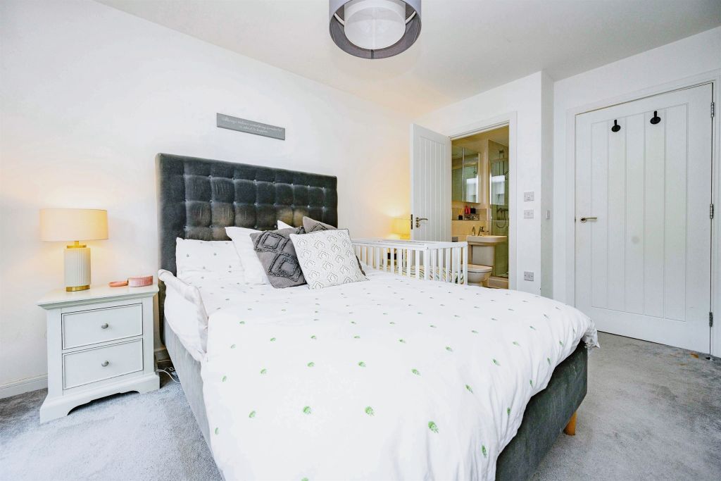 Additional image 8 of 2 bed flat for saleFrogmore Road, Hemel Hempstead HP3