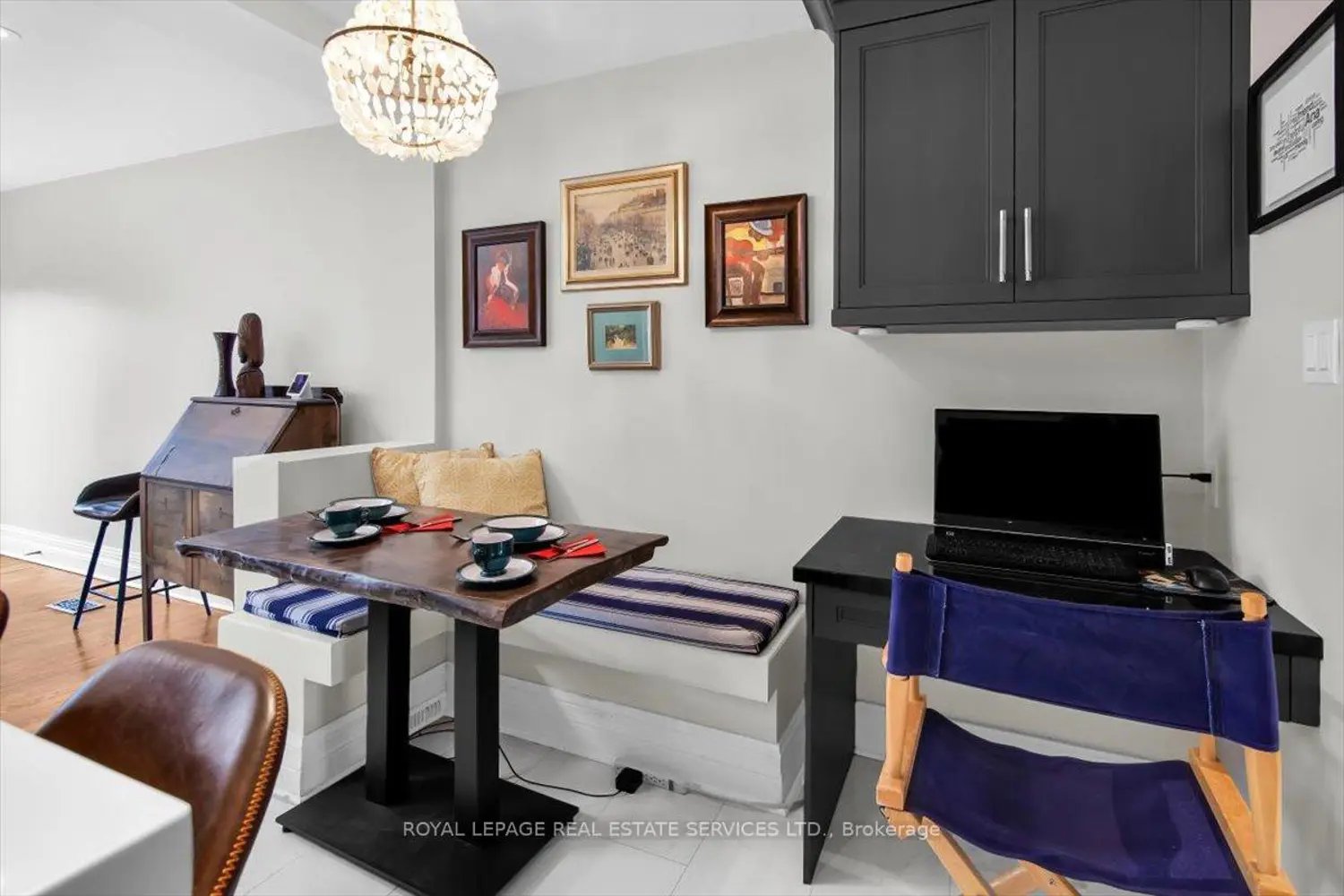 239 Heath Street photo 5