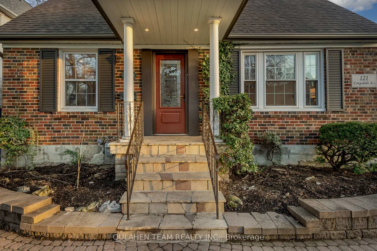 121 Kingsdale Avenue photo 3
