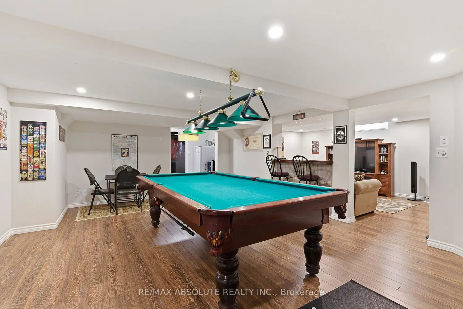 Additional image 16 of 759 Montcrest Drive