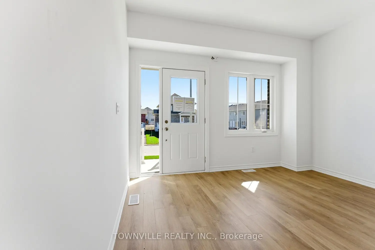 9 Bradden Crescent photo 4
