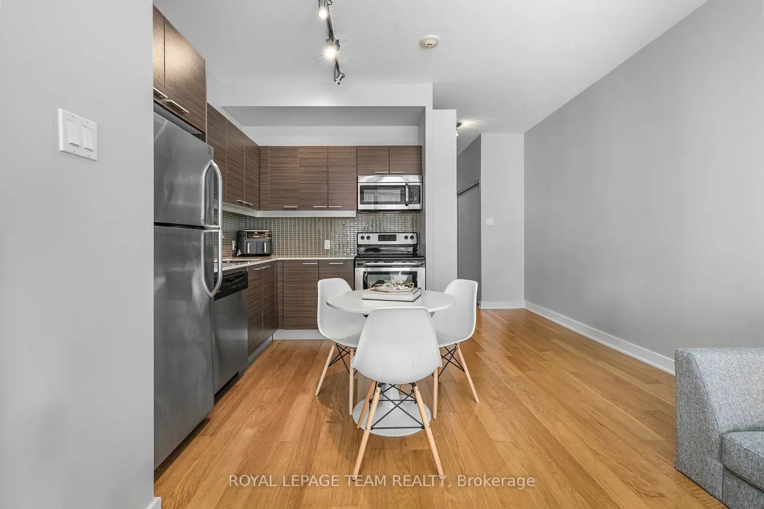 Additional image 7 of 354 Gladstone Avenue 318