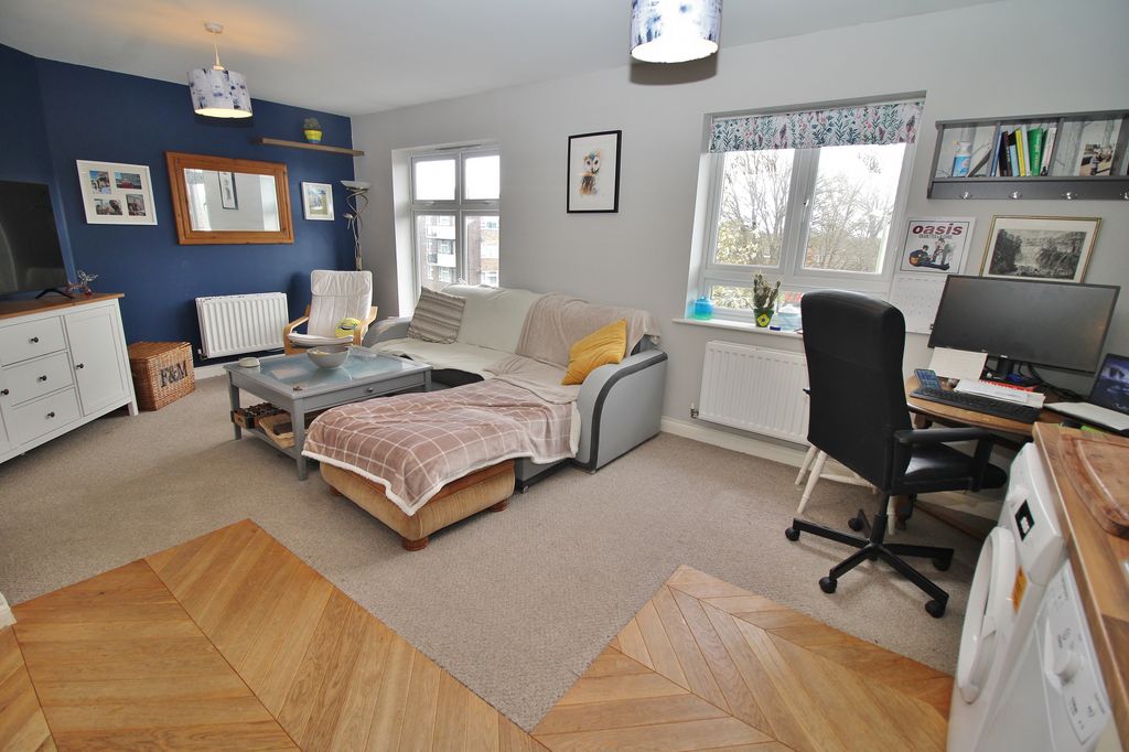 Additional image 11 of 2 bed flat for saleFreeley Road, Havant PO9