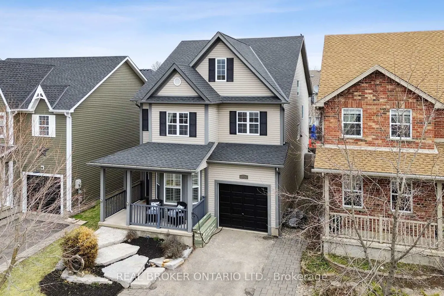 124 Ridge Top Crescent