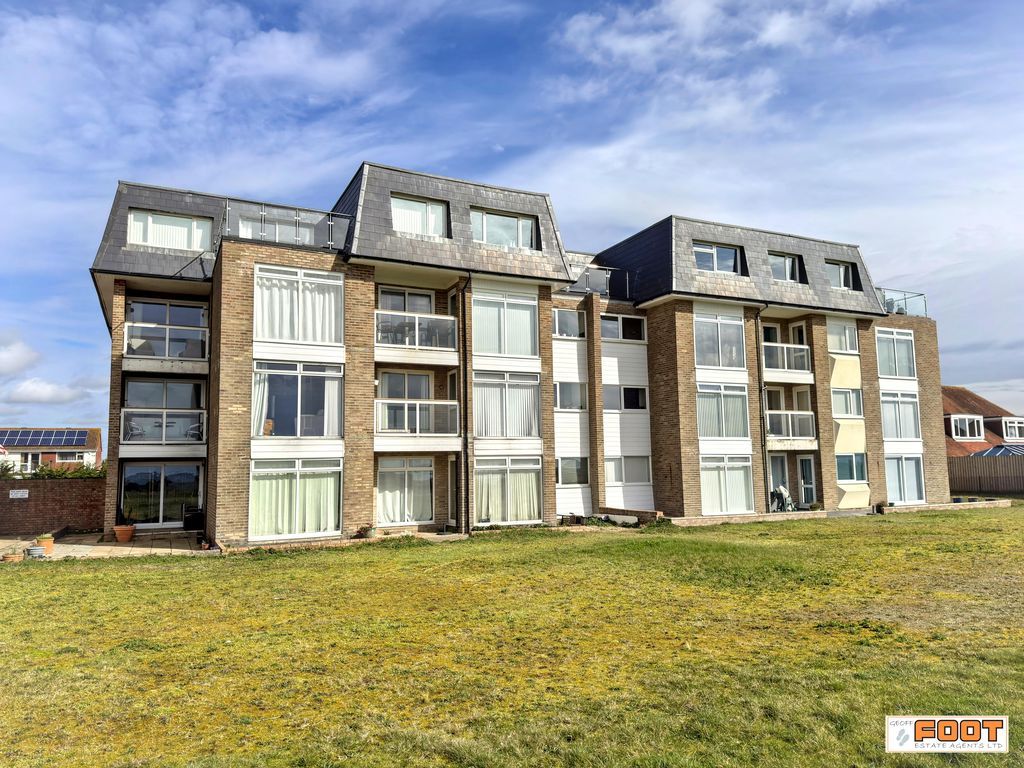 2 bed flat for saleSouthwood Road, Hayling Island PO11