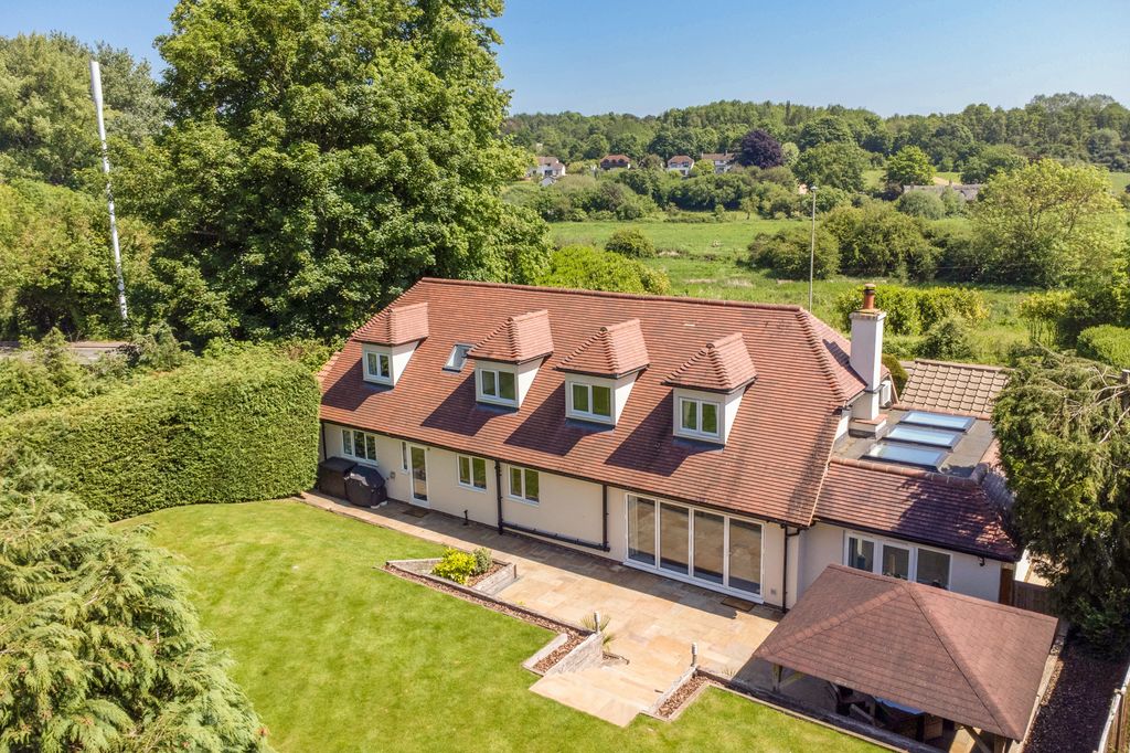 Additional image 3 of 5 bed detached house for saleHigh Road, Waterford, Hertford SG14