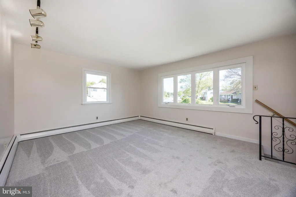 Additional image 5 of 104 Briarwood Drive, Douglassville, PA 19518