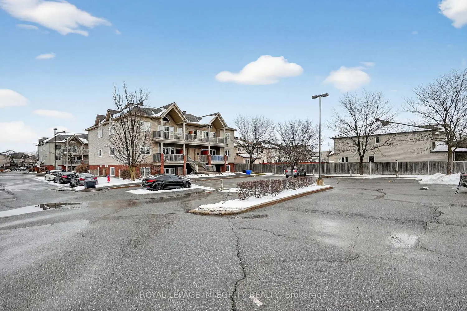 Additional image 12 of 156 Waterbridge Drive E