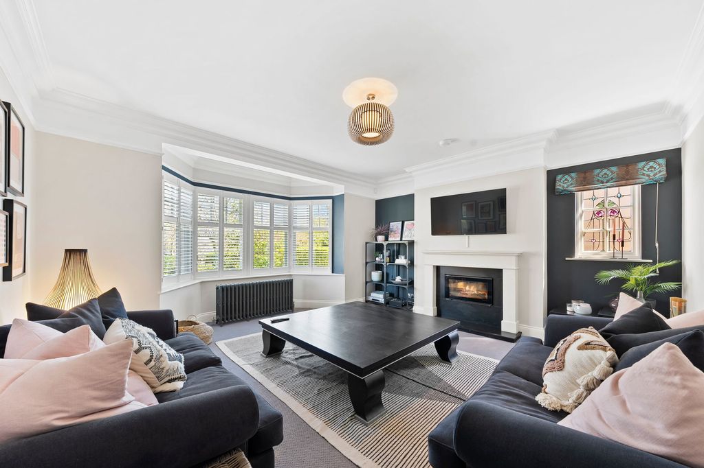 Additional image 4 of 6 bed detached house for saleRutland Drive, Harrogate HG1