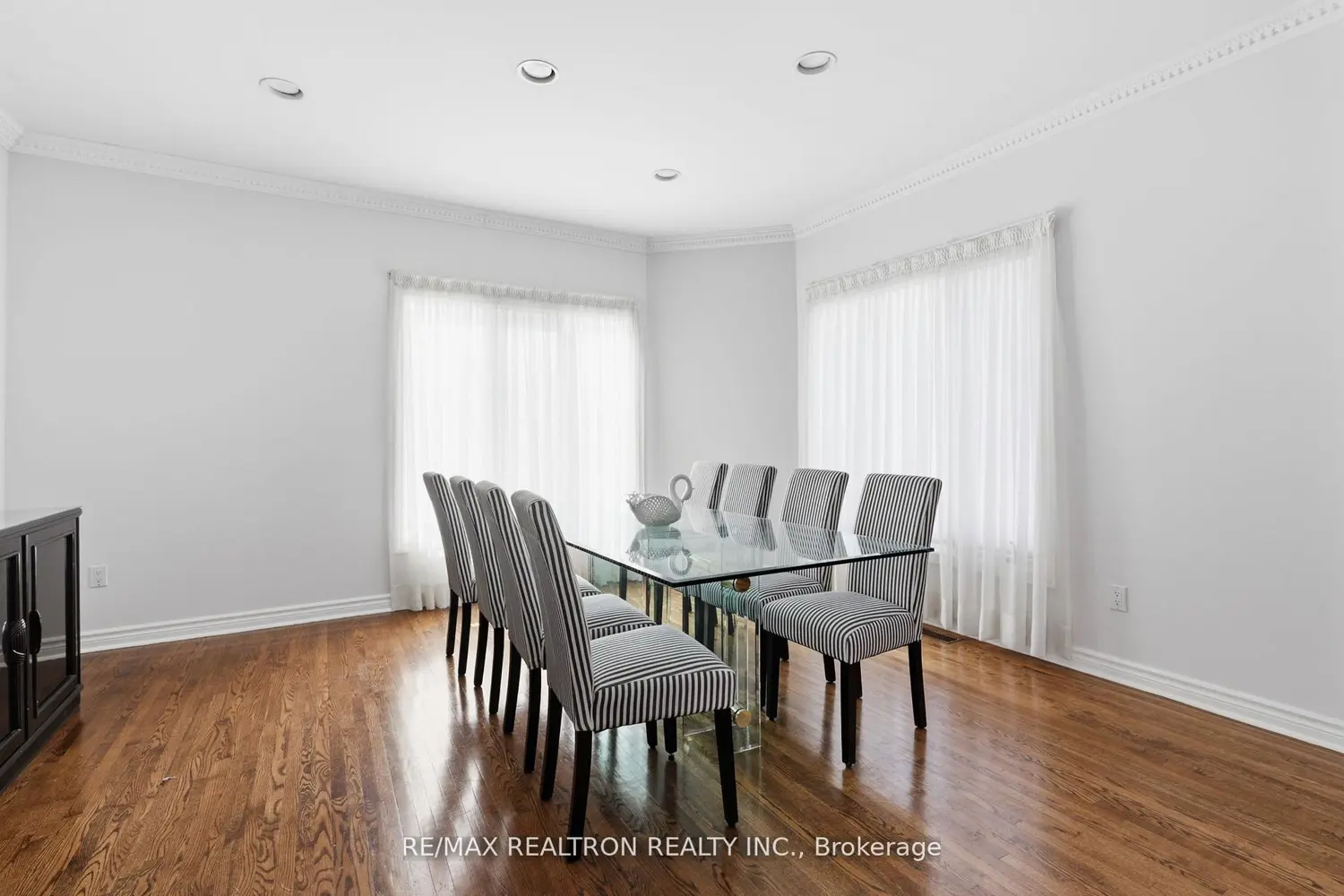 Additional image 6 of 1 Sunforest Court