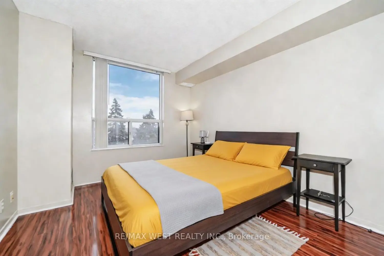 6 Humberline Drive 313 photo 5