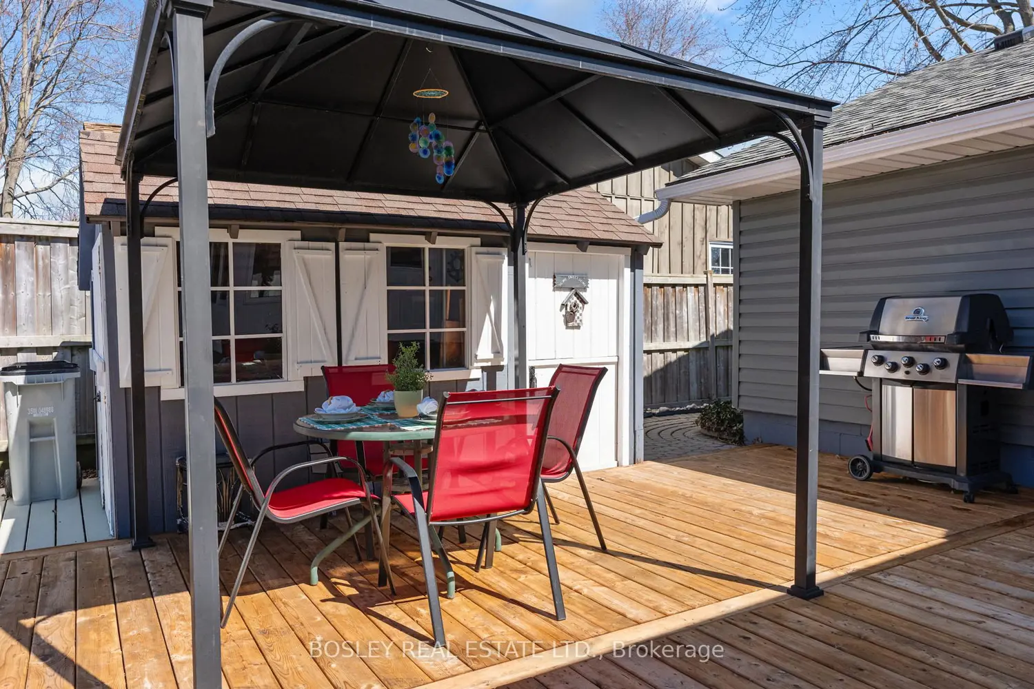 72571 Duchess Crescent photo 3
