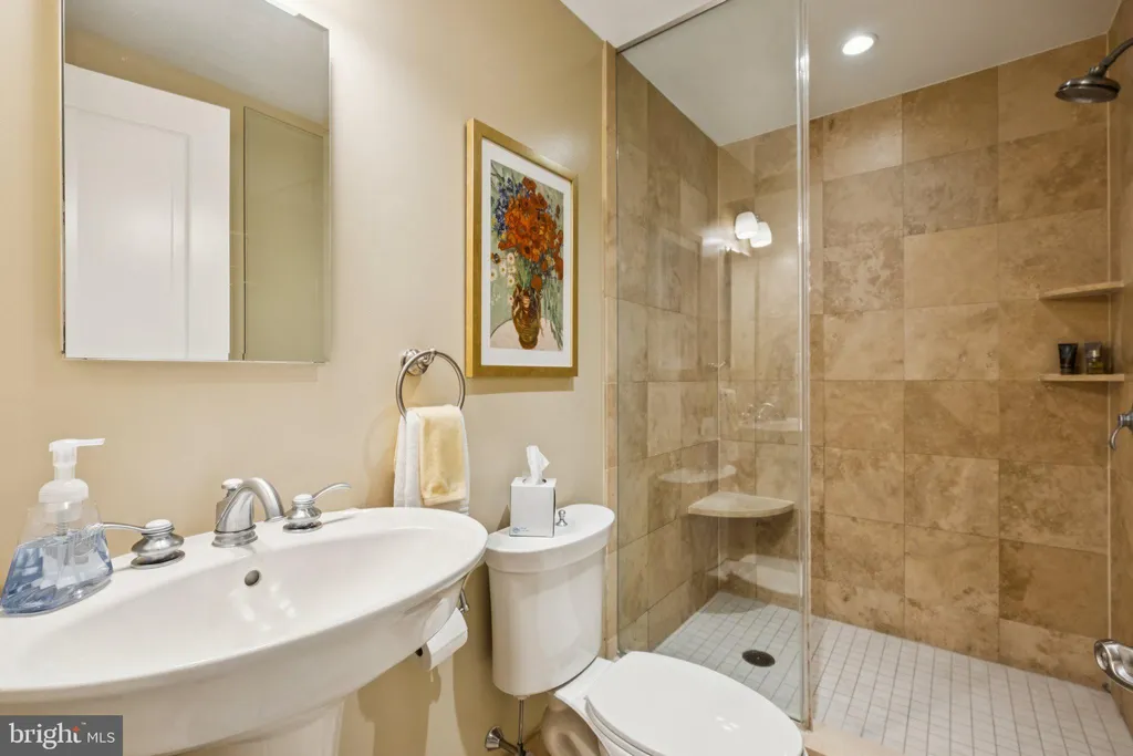 Additional image 19 of 1701 Locust Street Unit 1512, Philadelphia, PA 19103