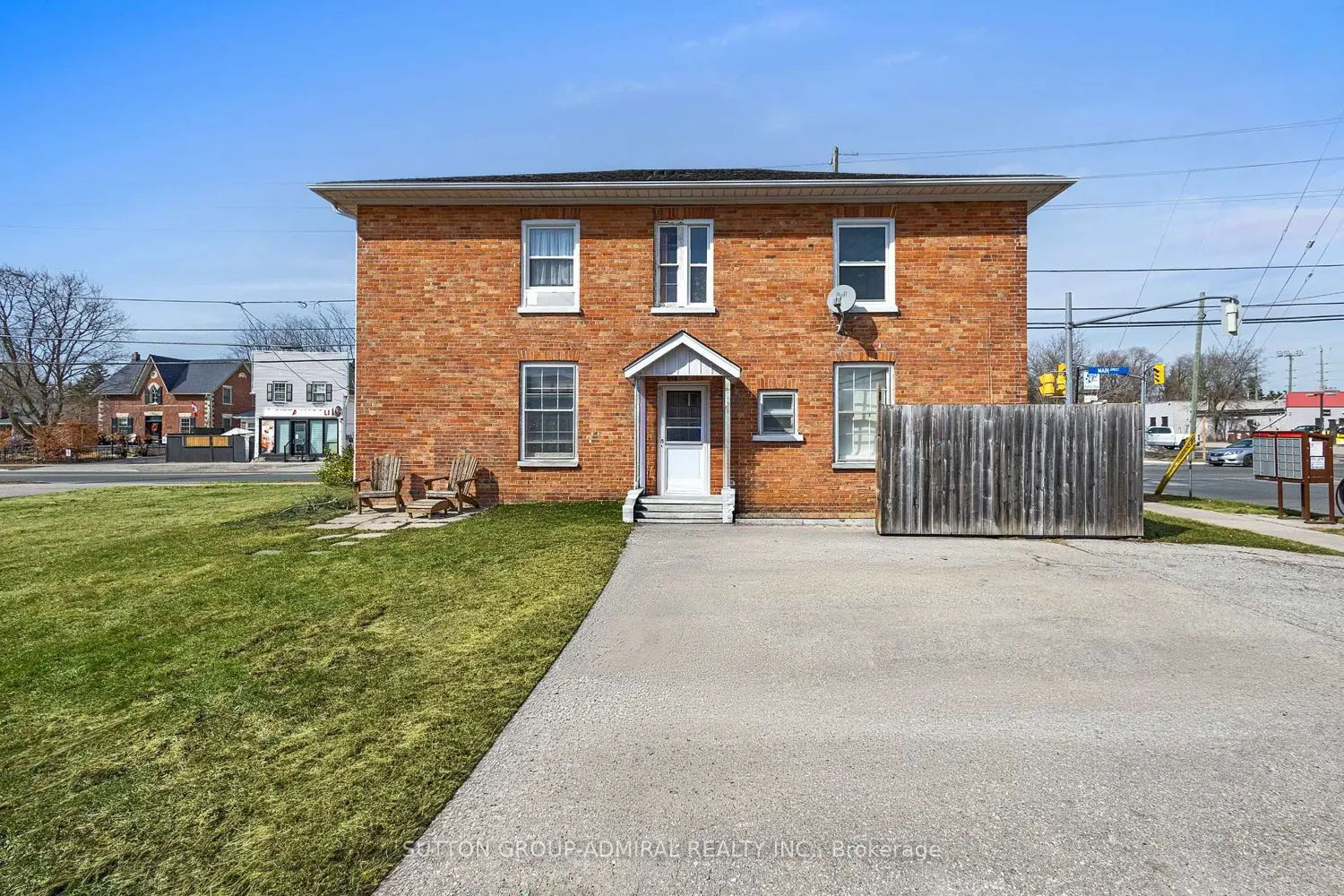 6745 Main Street photo 3