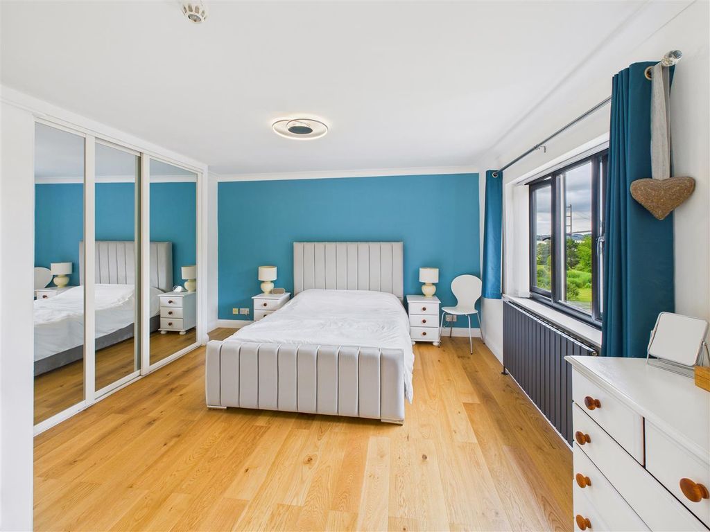 Additional image 14 of 5 bed detached house for saleRedcliff Road, Hessle HU13