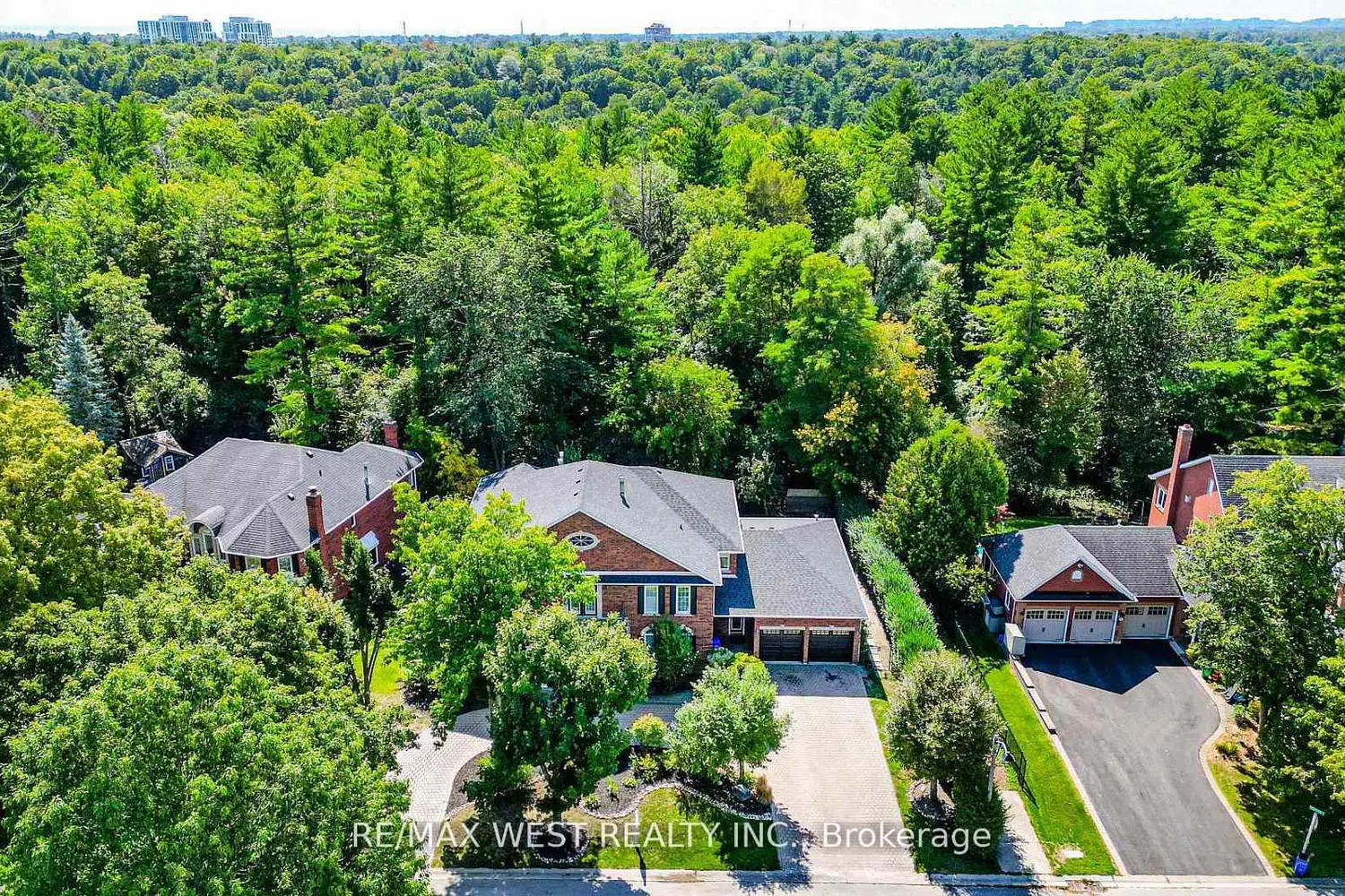 Additional image 15 of 81 Woodview Drive