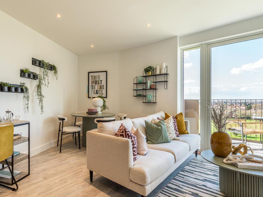 Additional image 7 of 2 bed flat for saleLampton Road, Hounslow TW3
