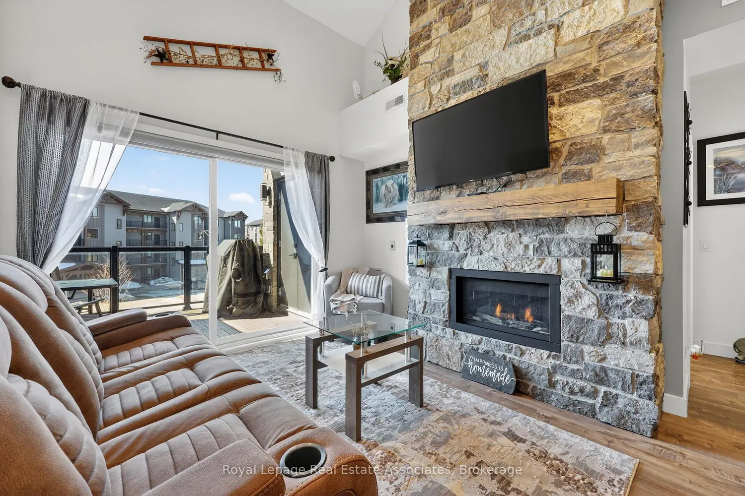 10 Beausoleil Lane 306 photo 4